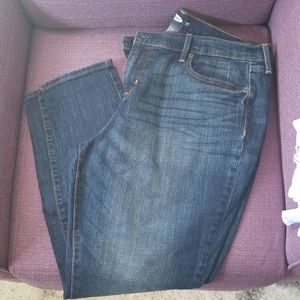 Old Navy Curvy Skinny Jeans